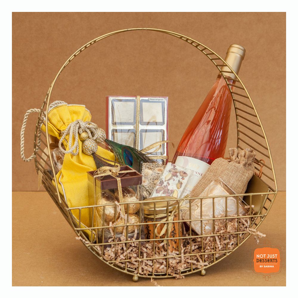The Half-Moon Luxe Hamper