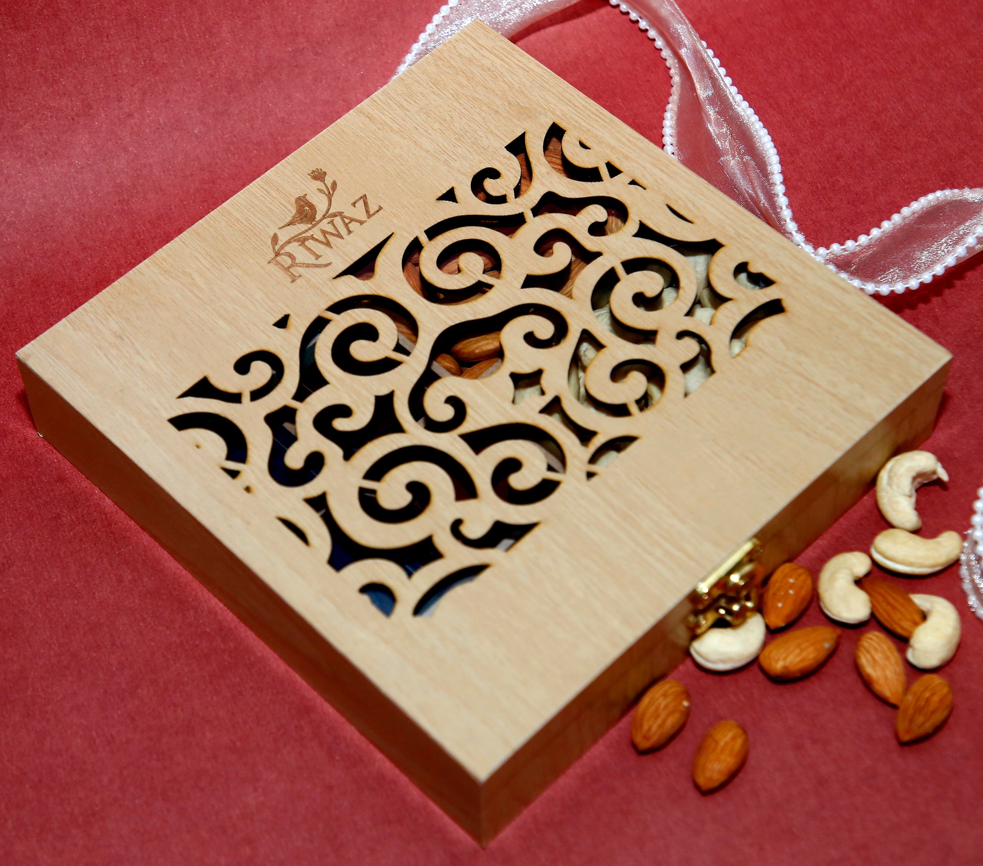 Riwaz Premium Wooden Gift Box | 8-Cavity Designer Hamper with Pistachios, Almonds & Assorted Chocolates | Midnight Amande (Dark Chocolate with Almond) & Blanc Cocoa (White Chocolate) | Elegant Festive Gift for Rakhi, Diwali, Weddings & Corporate Gifting