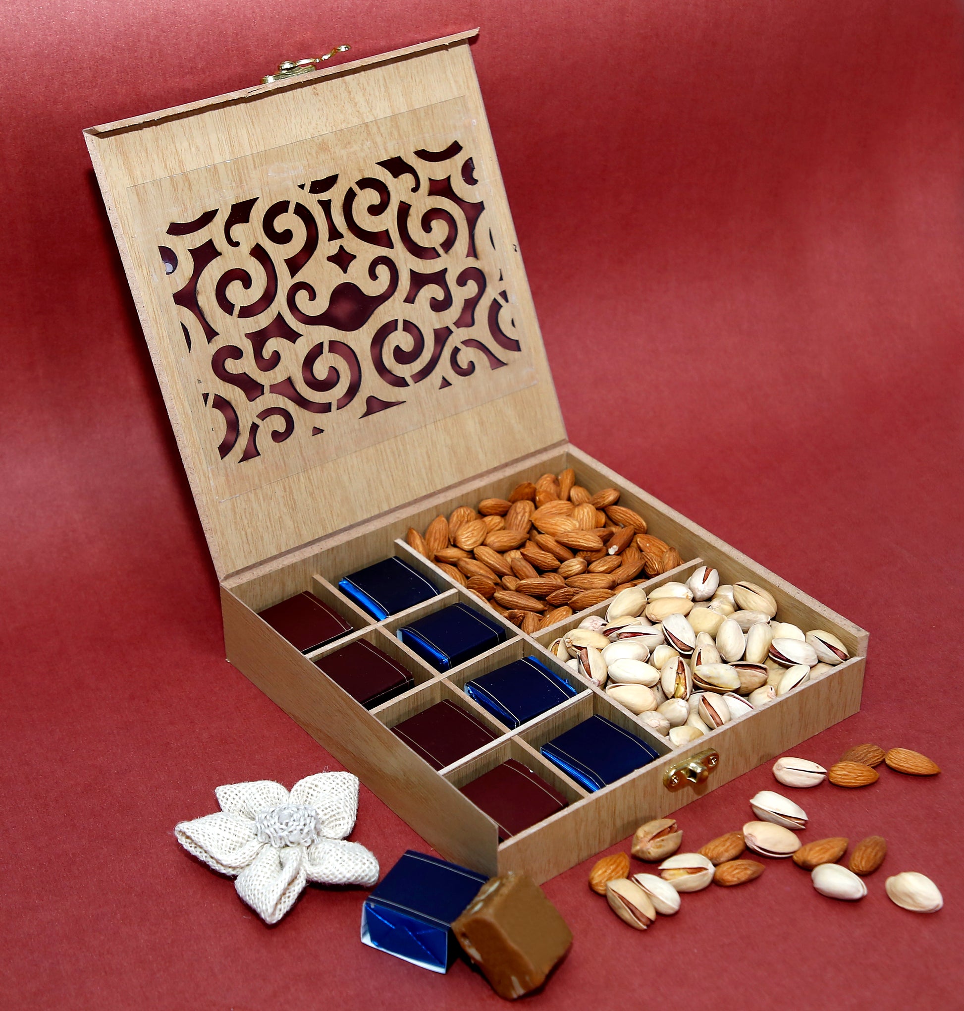 Riwaz Premium Wooden Gift Box | 8-Cavity Designer Hamper with Pistachios, Almonds & Assorted Chocolates | Midnight Amande (Dark Chocolate with Almond) & Blanc Cocoa (White Chocolate) | Elegant Festive Gift for Rakhi, Diwali, Weddings & Corporate Gifting