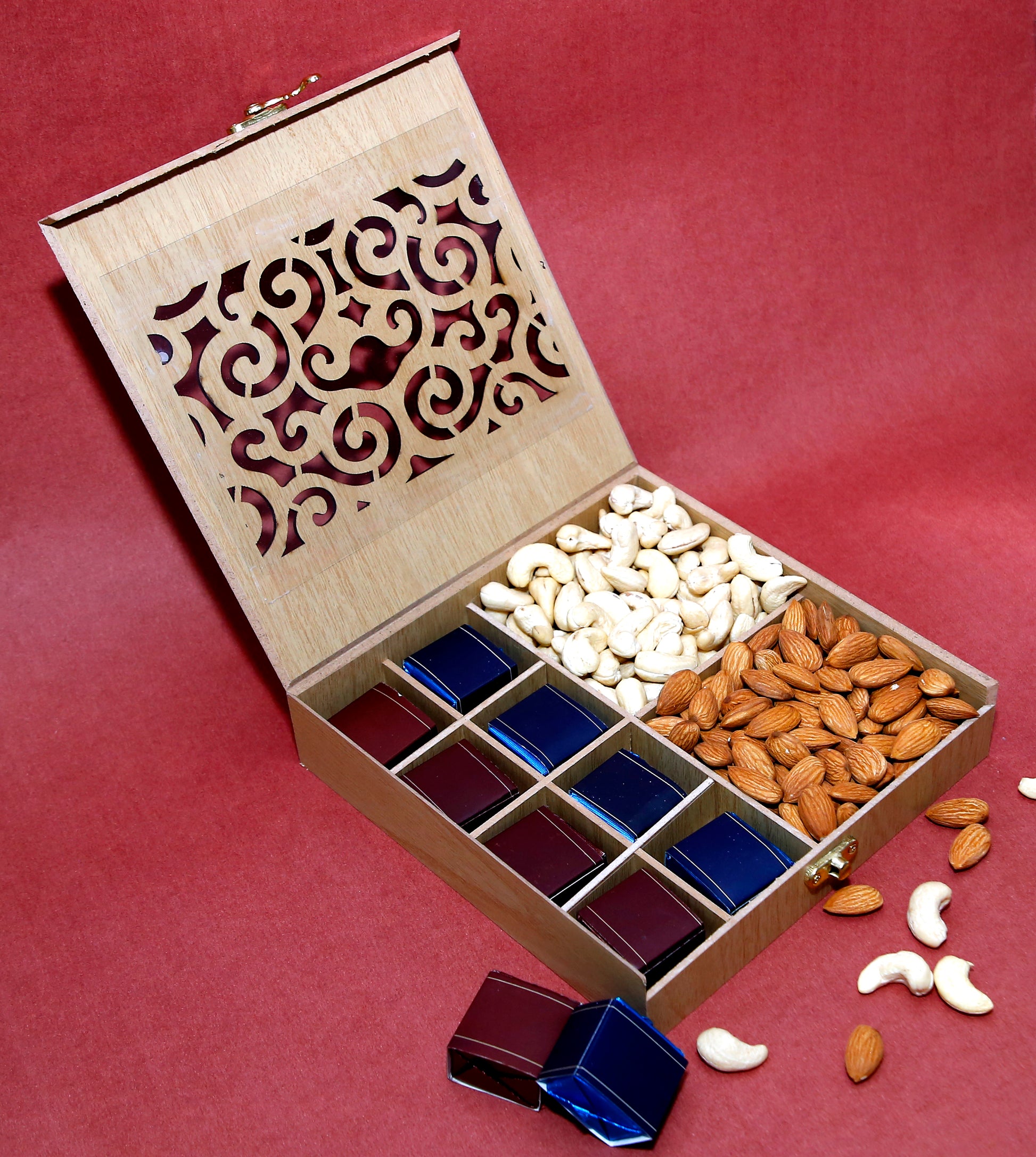 Riwaz Premium Wooden Gift Box | 8-Cavity Designer Hamper with Pistachios, Almonds & Assorted Chocolates | Midnight Amande (Dark Chocolate with Almond) & Blanc Cocoa (White Chocolate) | Elegant Festive Gift for Rakhi, Diwali, Weddings & Corporate Gifting